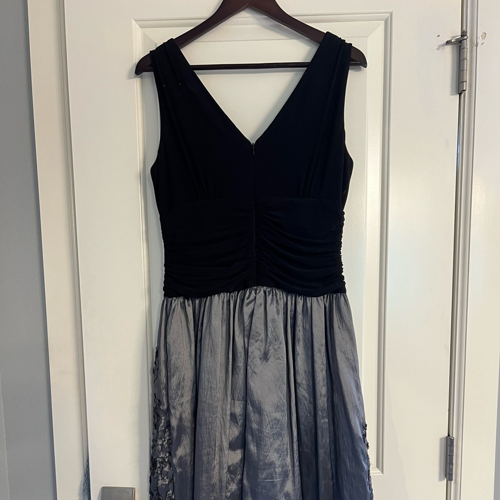 Jessica Howard black & silver formal/semi formal dress. size 14. worn once!